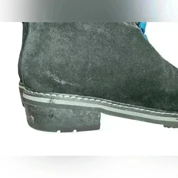 Blondo Raina Waterproof Ankle Boots Blue Flannel trim 9.5​ - Picture 8 of 16